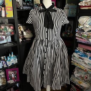 Unique Vintage xl black and white striped button down shirt dress only worn once